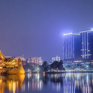 Отель Wyndham Grand